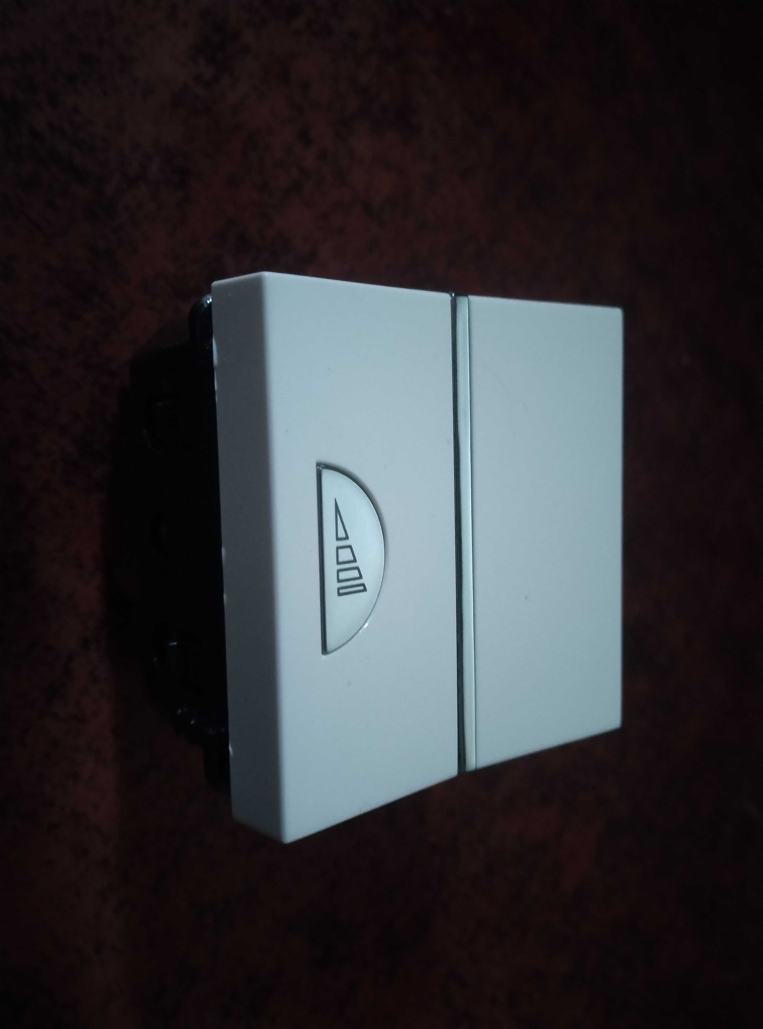 Ściemniacz przyciskowy ABB N2260 BL Biały