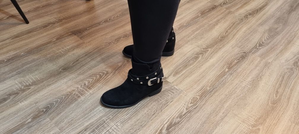 Botki DeeZee rozmiar 39