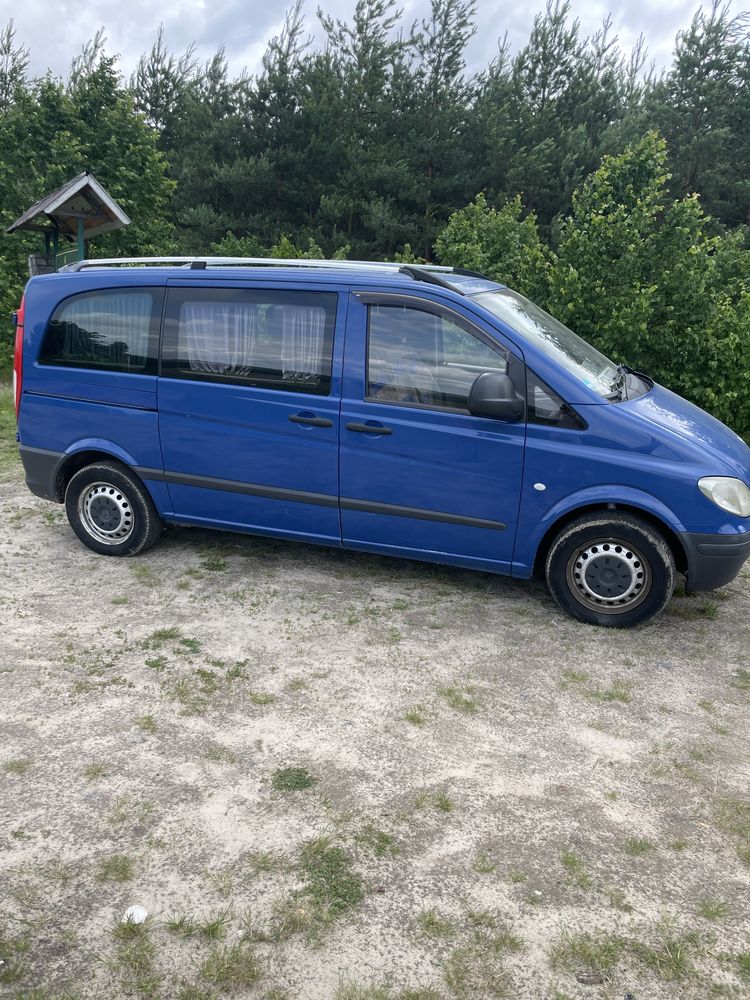 Автомобіль mersedes vito 2009
