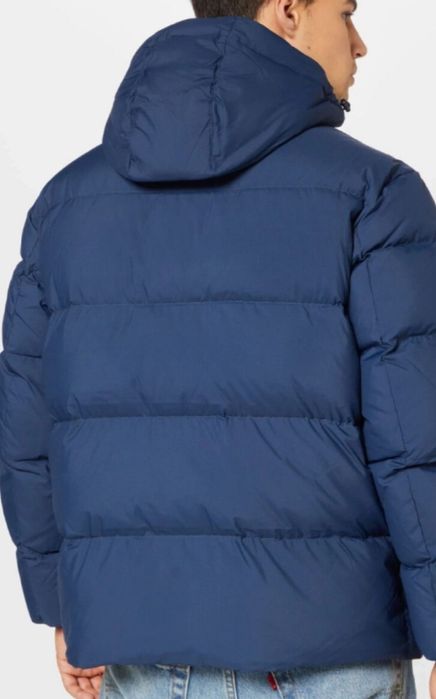 Чоловічий  дутий пуховик фірми TOMMY Jeans