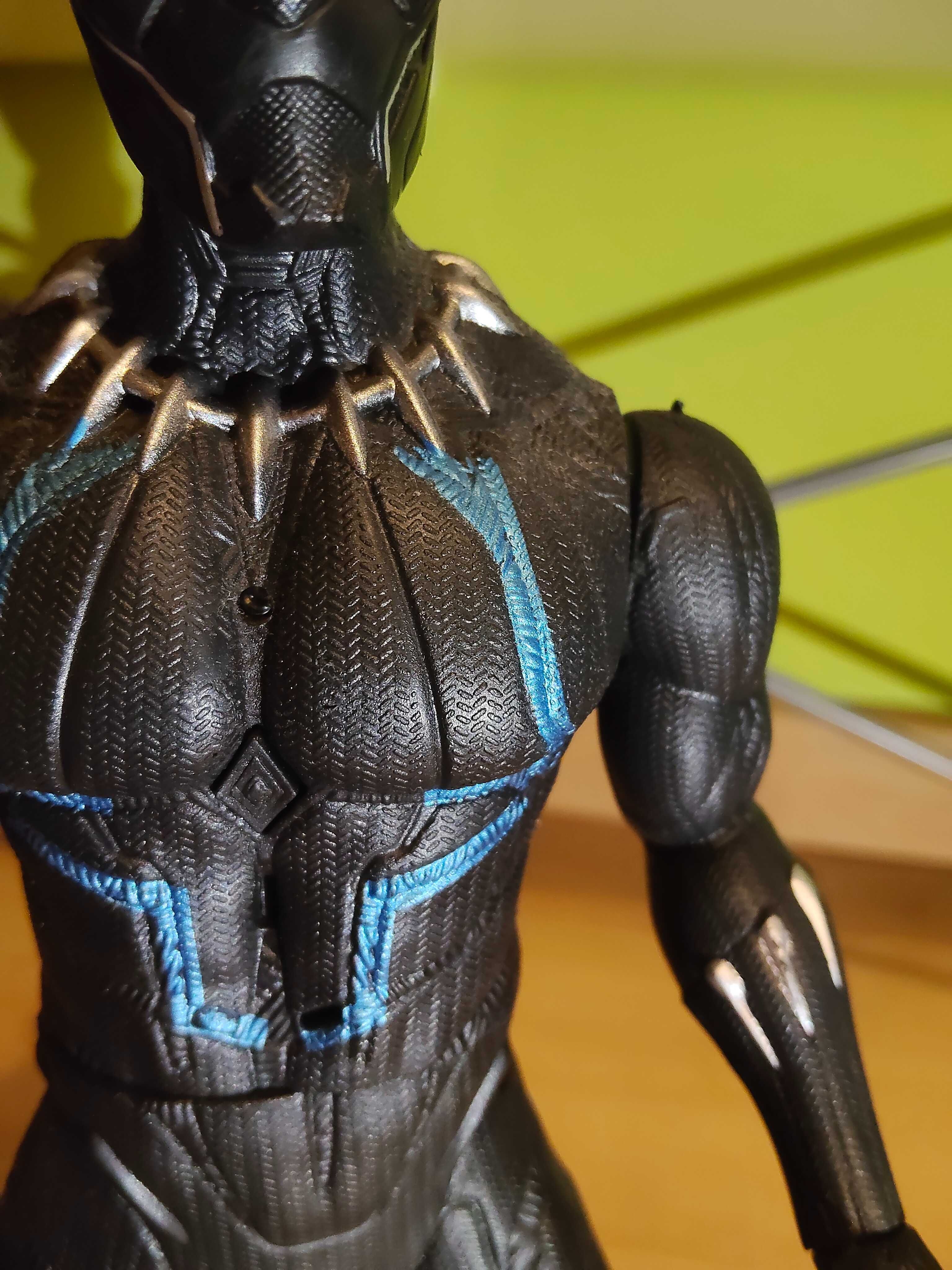 Boneco Black panther