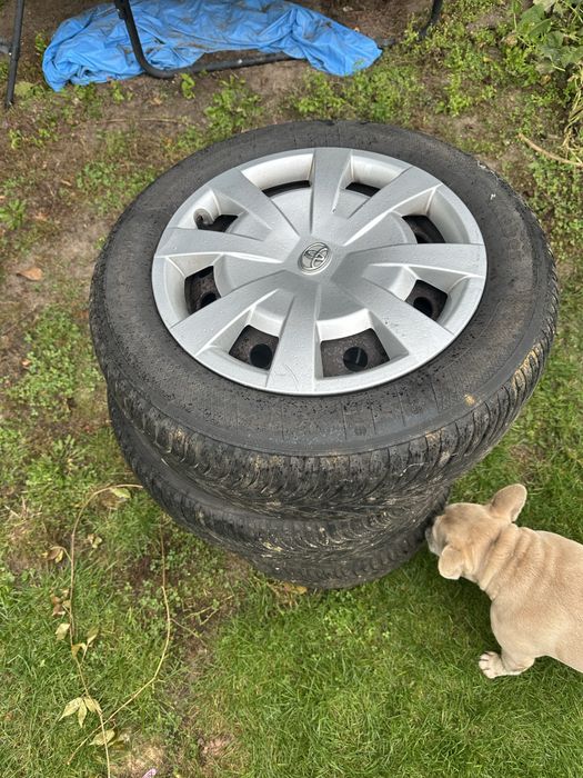Felgi z oponami zimowymi 5x114 avensis t27