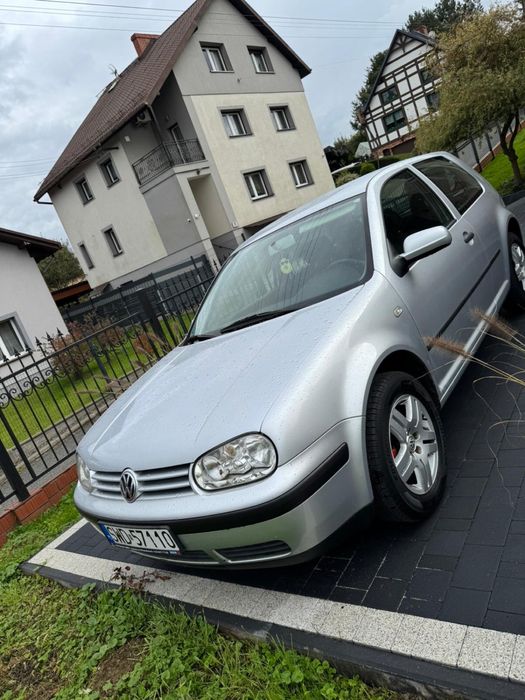 Golf 1.4 benzyna, 2001 r., 168 tys. km – sprawny, zadbany, klima