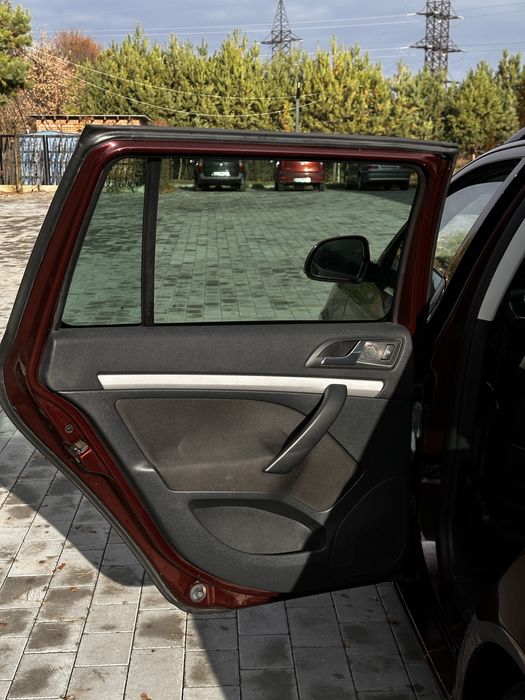 Skoda Octavia A5 гарний стан, ідеальна техніка, добра комплектація.