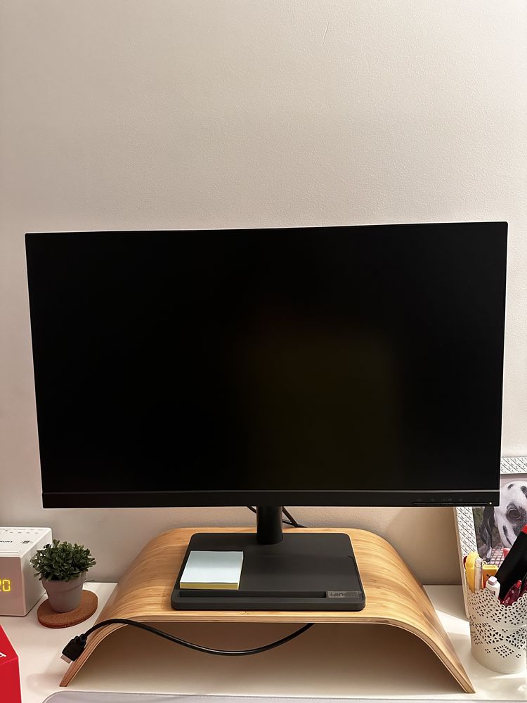 Monitor LENOVO 27”