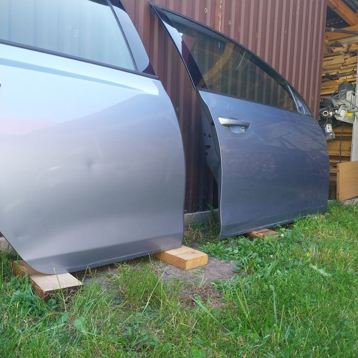 Drzwi vw golf Vl  la5q
