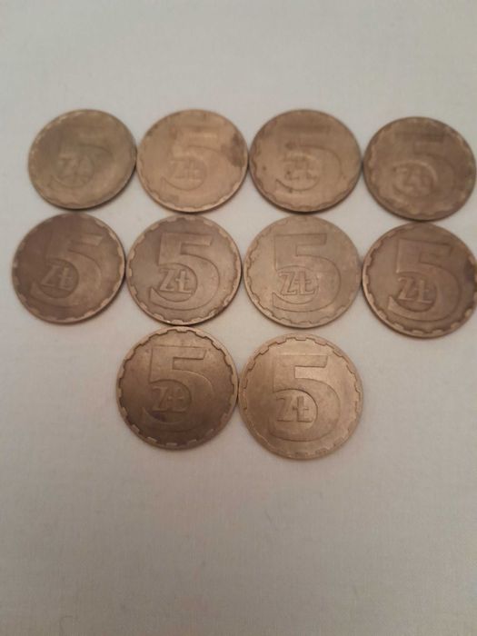 Sprzedam kolekcję 10 szt monet 5 zł z mosiądzu PRL różne roczniki