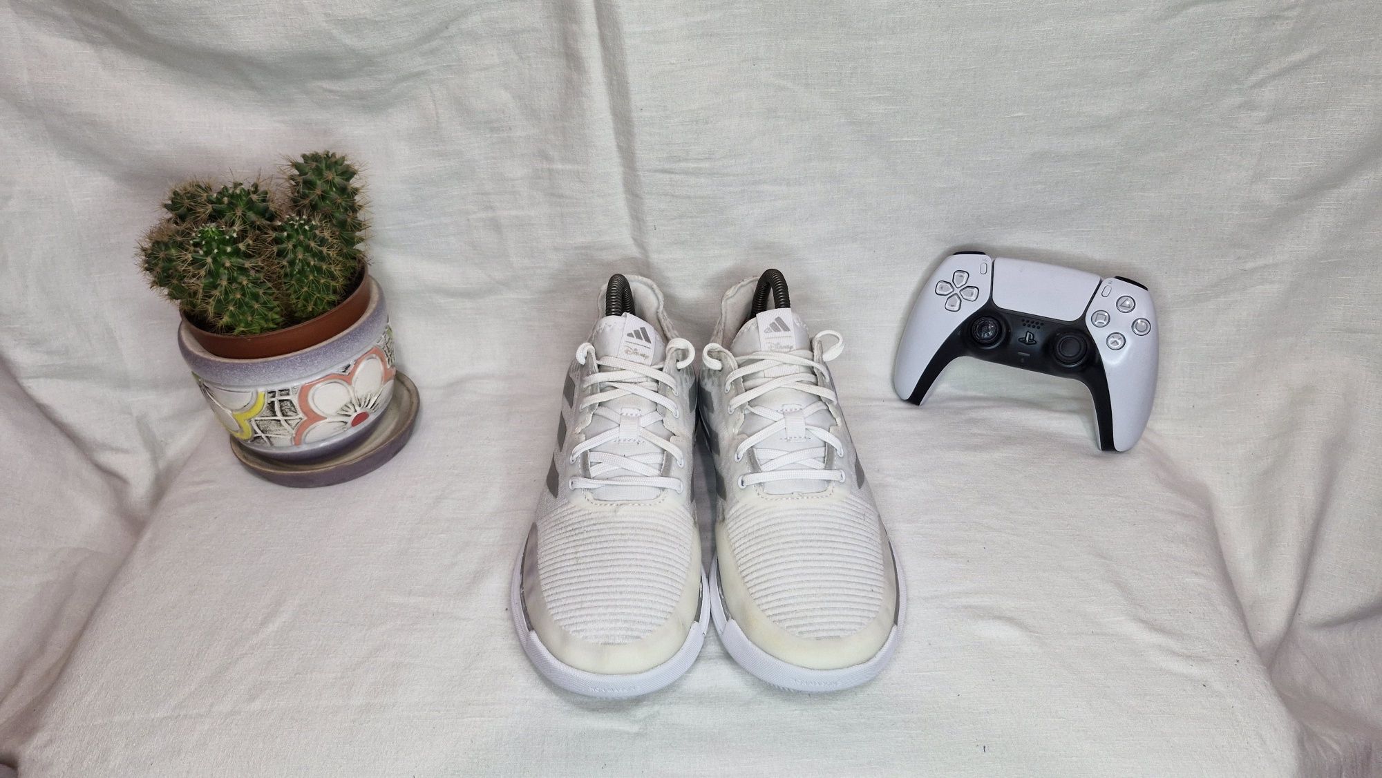 Жіночі волейбольні кросівки Adidas Crazyflight.Розмір 38.5