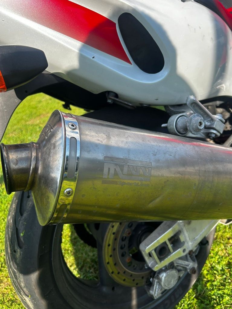 Yamaha Thunderace