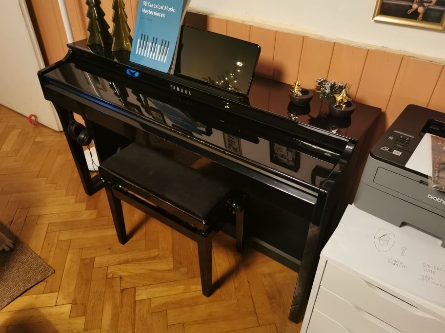 Elektryczne pianino Yamaha CLP 625 PE