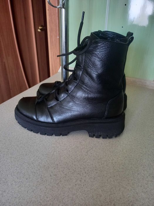 Черевики жіночі,  ботинки, нат. шкіра, р. 37
