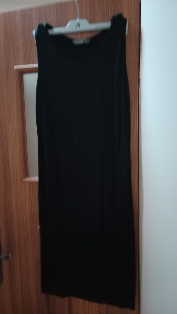 Czarna sukienka M/L