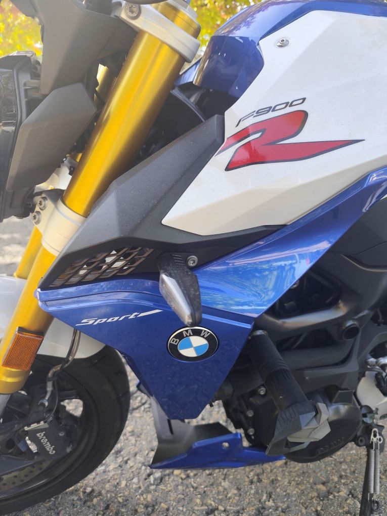 BMW F900r com garantia