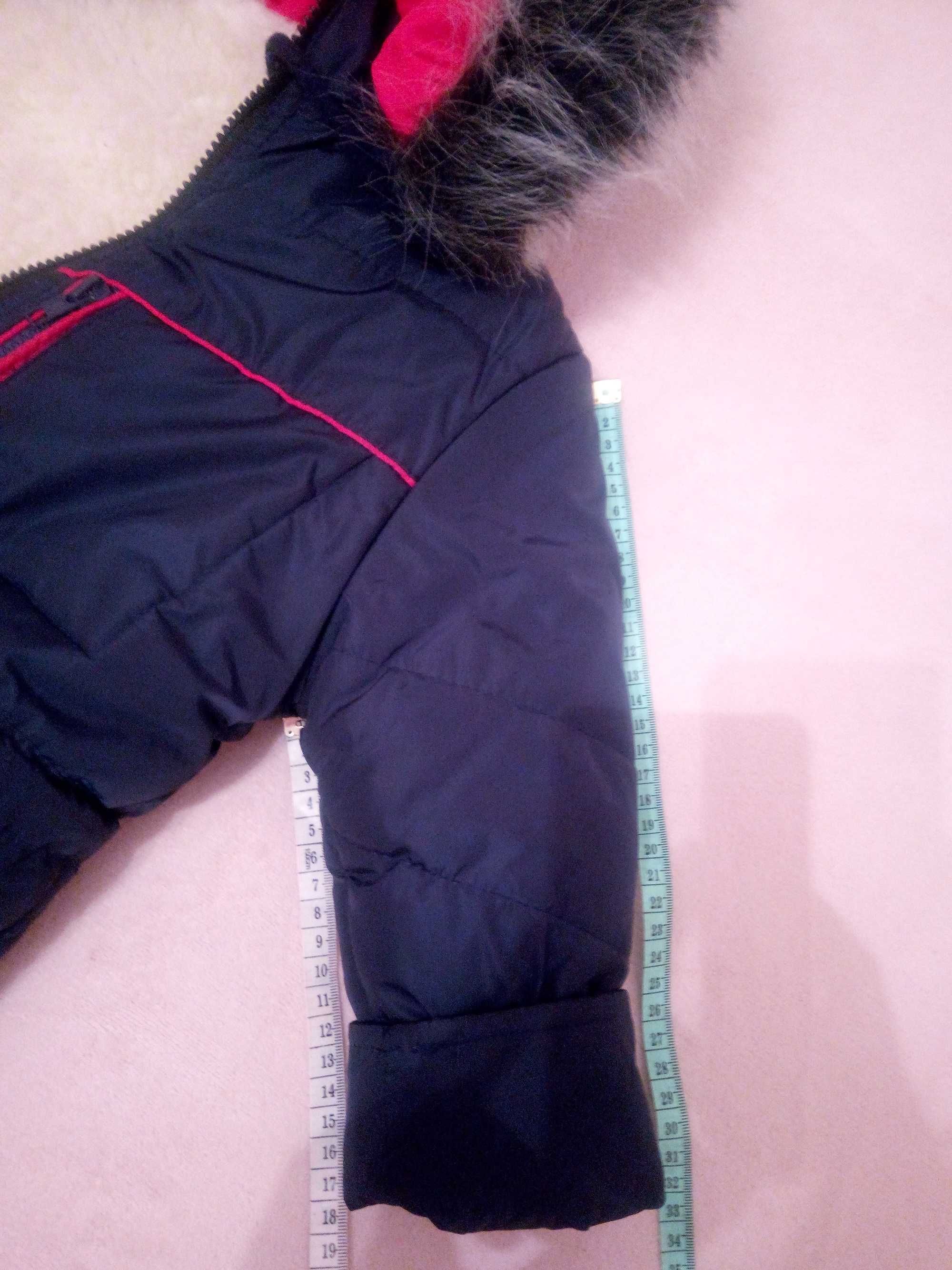 Зимова тепла куртка 92 р. + подарунок комбінезон Oshkosh 2T