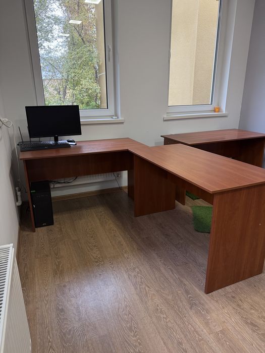 Офісні столи - 8 штук