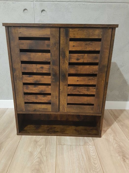 Szafka łazienkowa wisząca