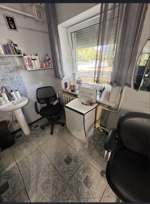 Рабочее место под сдачу маникюр педикир