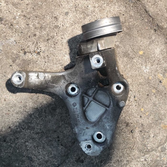 Vw Audi Seat Skoda 1.4tsi Mocowanie Sprężarki Klimatyzacji