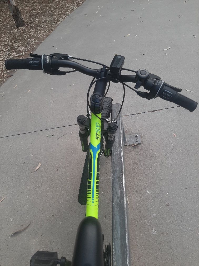 bicicleta Rockrider ST500 sport trail