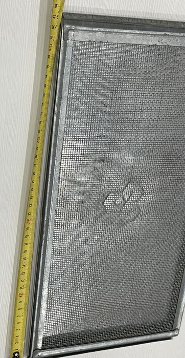 Клещеулавливающая подставка в улей вулик бджоли пчелы Стамеска пасічна