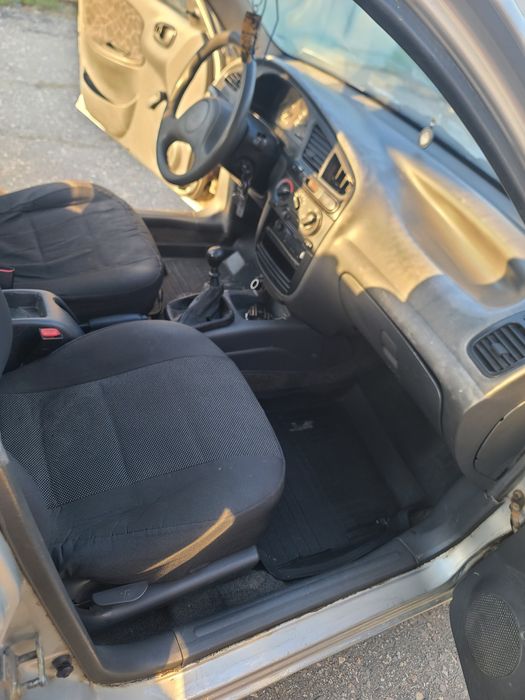 Продам дэо сенс 2003гв газ бензин