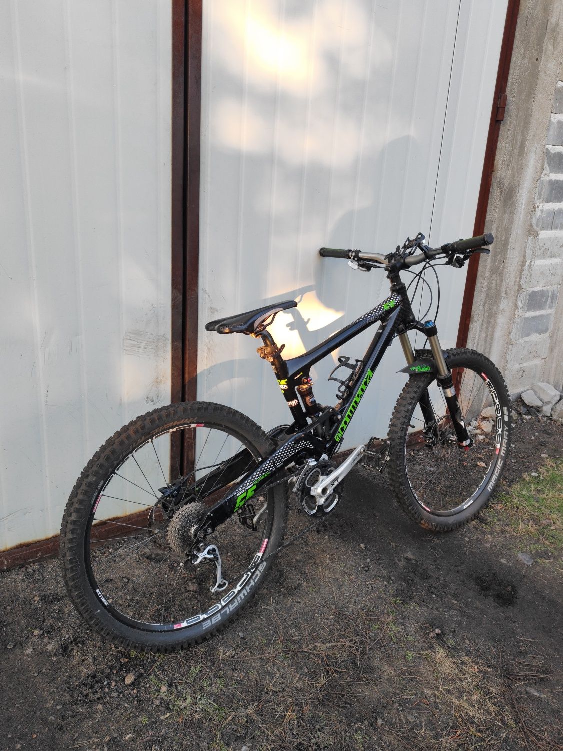 Commencal meta 5.5 carbon 26 koło