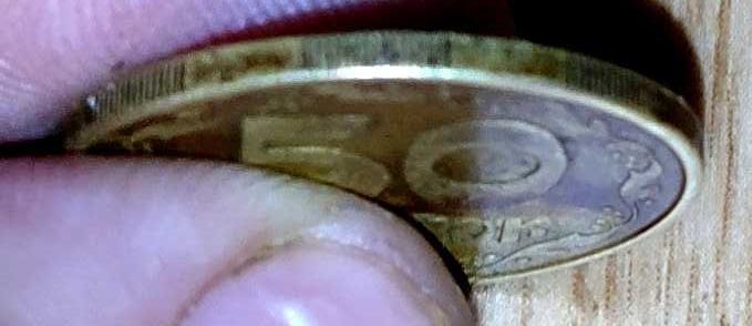 2 монеты Украины 50 копеек 1992 1) тонкая заготовка;2) лист зазубрина.
