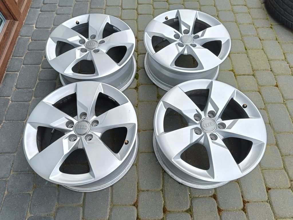 Felgi17 5x112 oryg Audi Q3 A3 Q2 stan bdb kpl