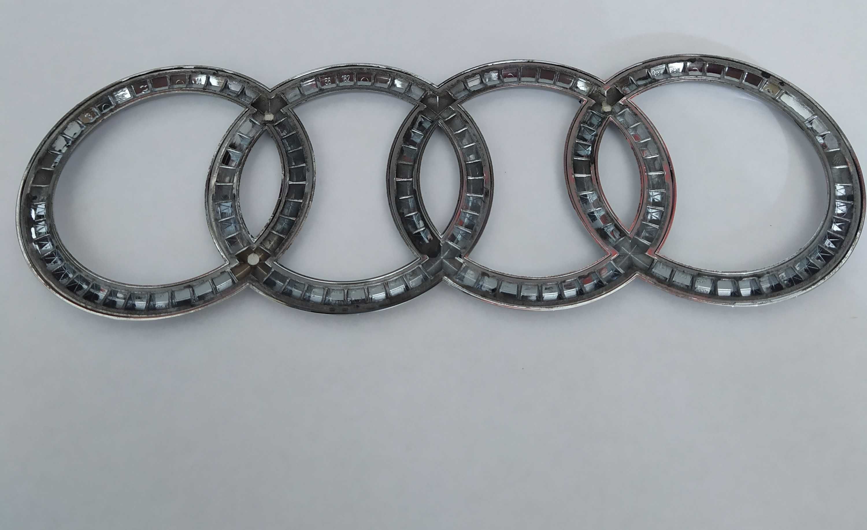 Emblematy OE Audi A6 C7 przód i tył+ znaczek A6