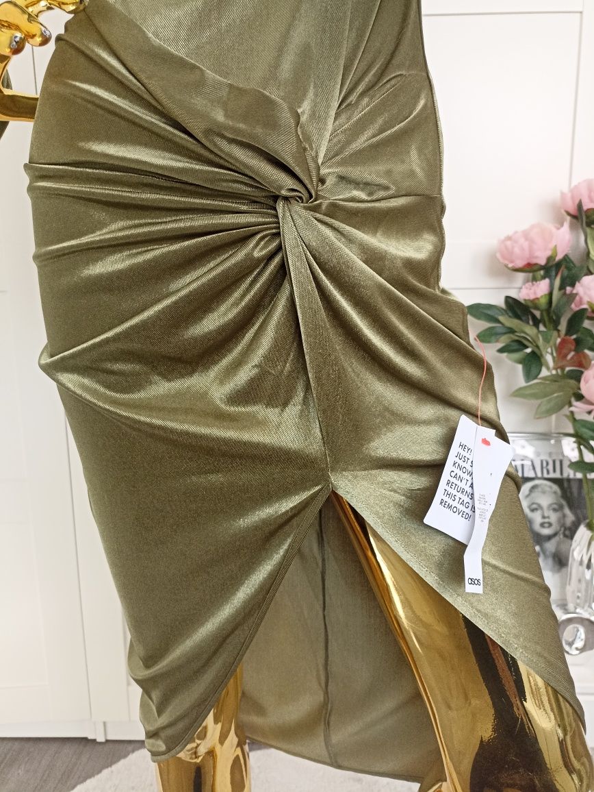 Asos Nowa satynowa sukienka khaki, rozcięcie na nodze  R. M