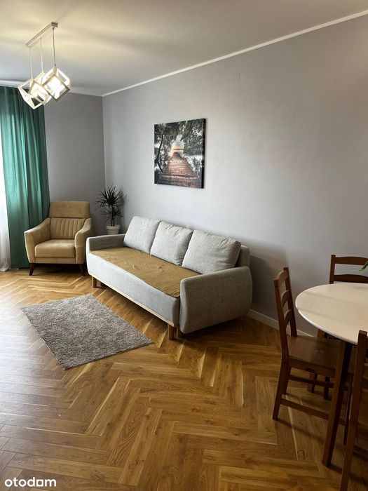 Mieszkanie 2 pokoje + kom. lokatorska + parking!