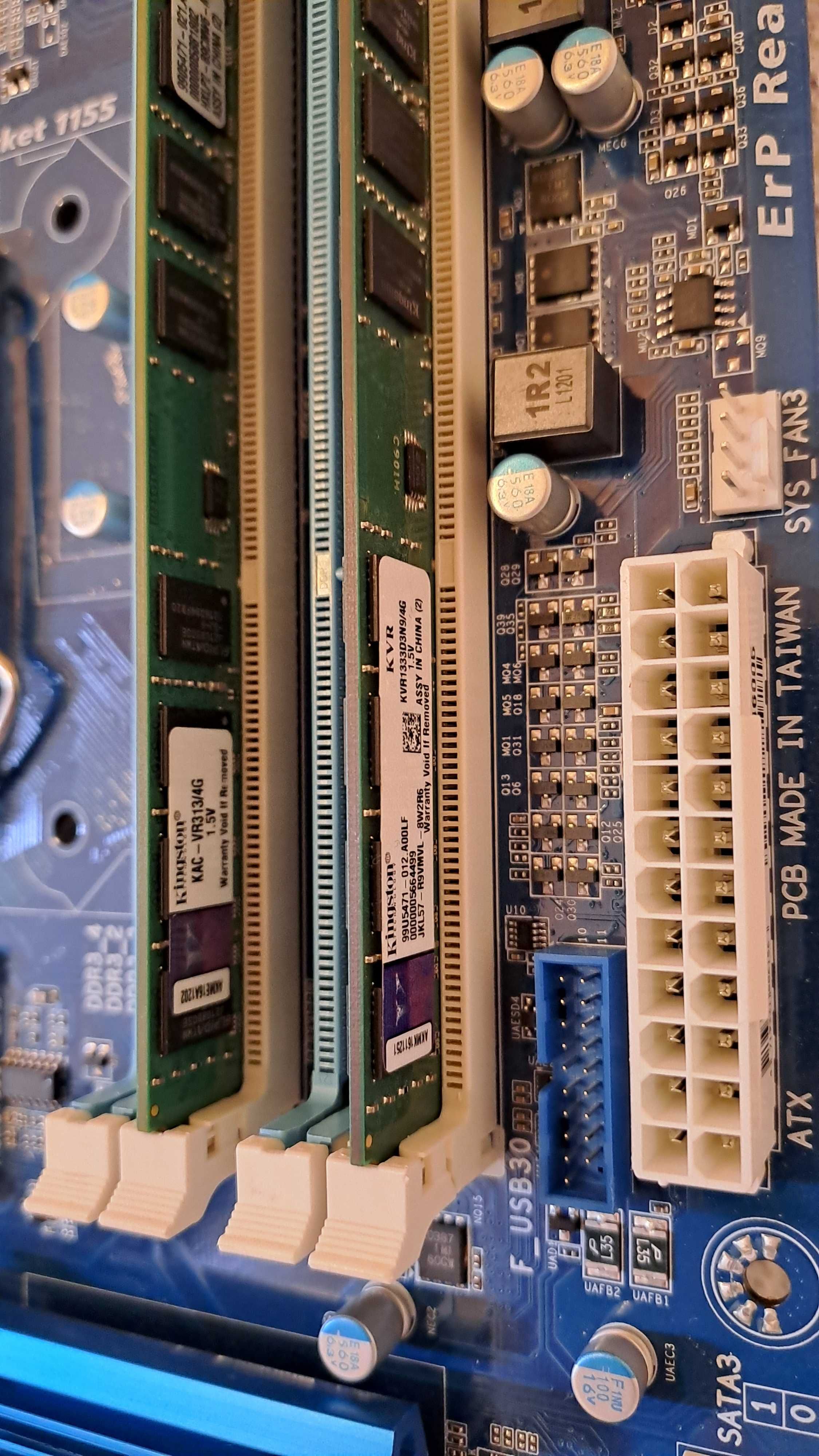 Bundle Board Gigabyte GA-Z77-D3H LGA 1155 / 8GB DDR3 Kingston