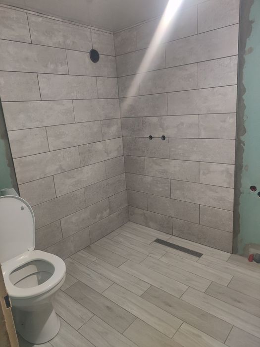 Продаж земельної ділянки з будинком с.Бортятин 50км від Львова.