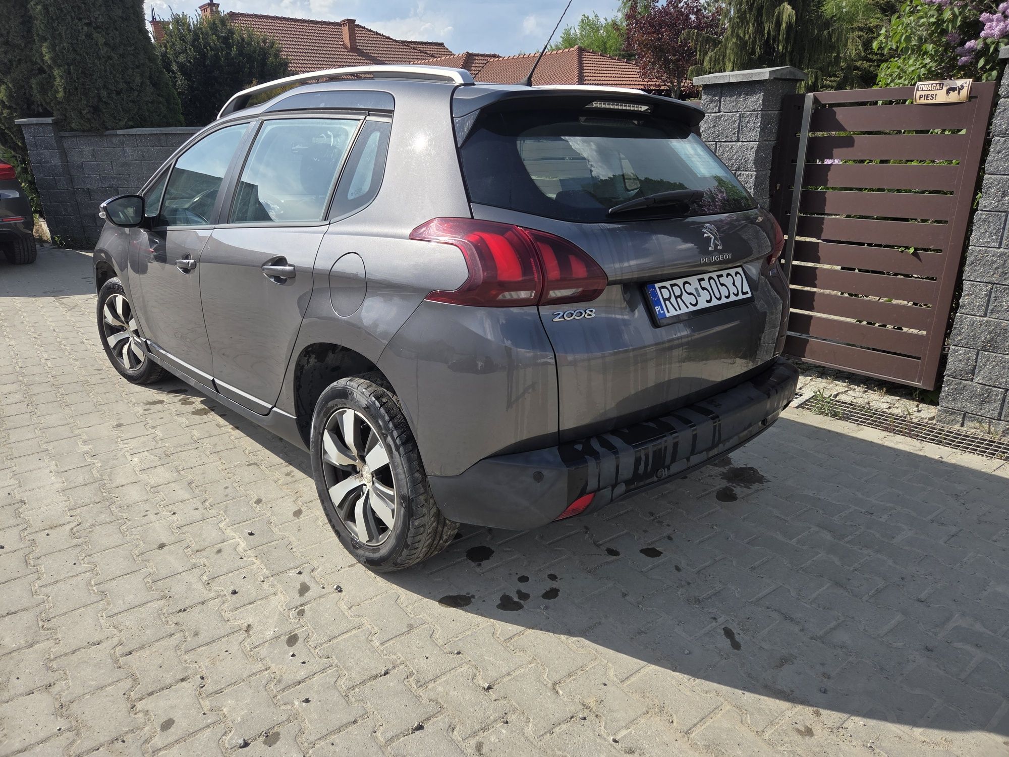 Peugeot 2008 1.2 benzyna 2017rok
