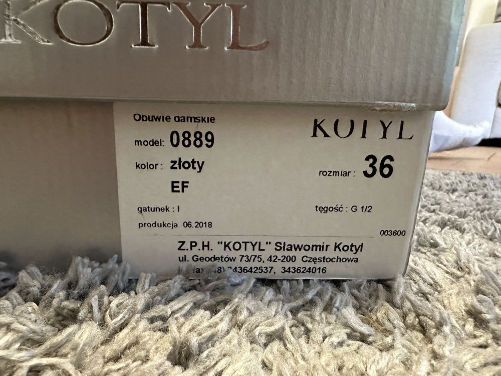 Buty złote Kotyl 0889