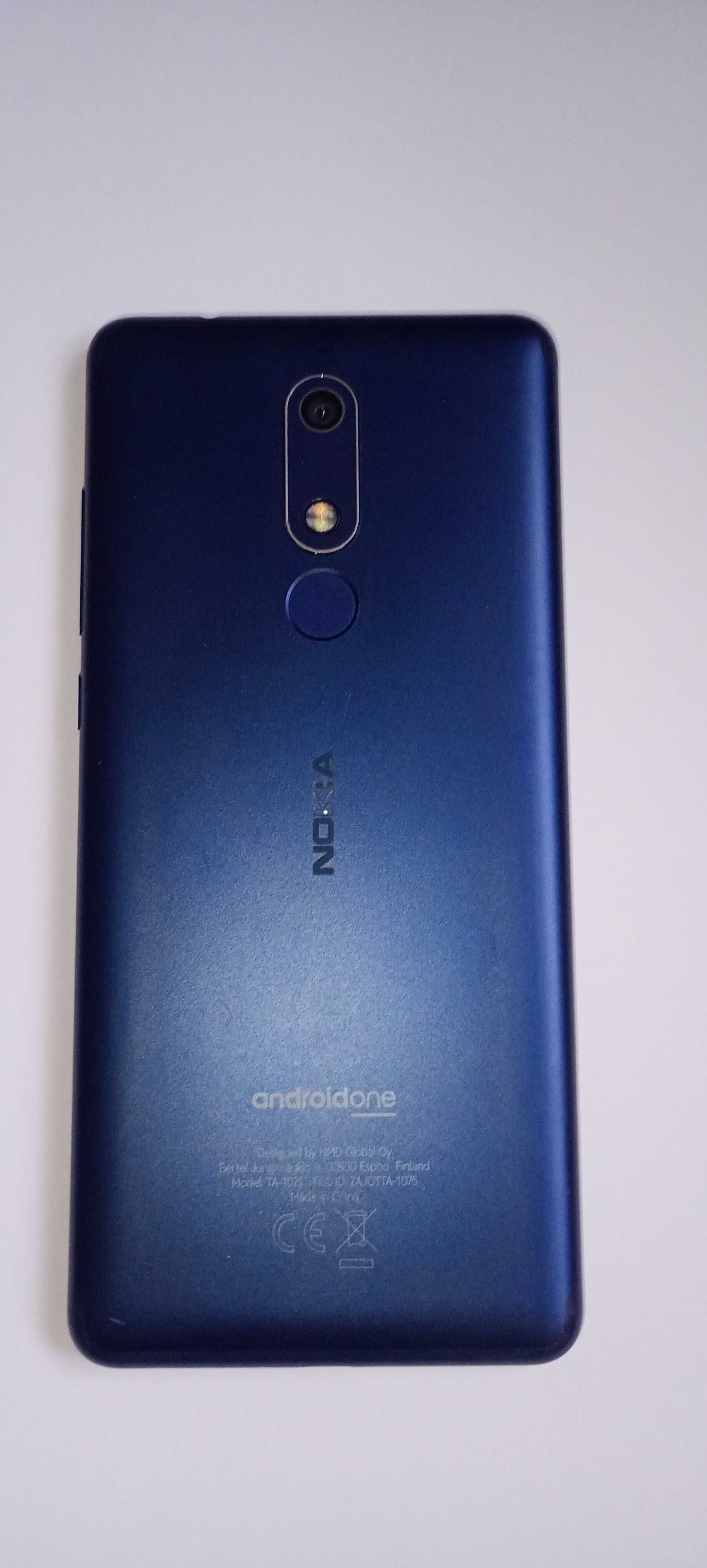 Nokia 5.1 TA-1075 Dual SimLTE Czarny + etui