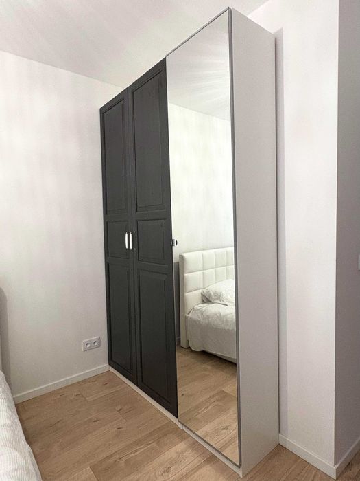 Szafa IKEA PAX 236×50×35 cm, w dobrym stanie