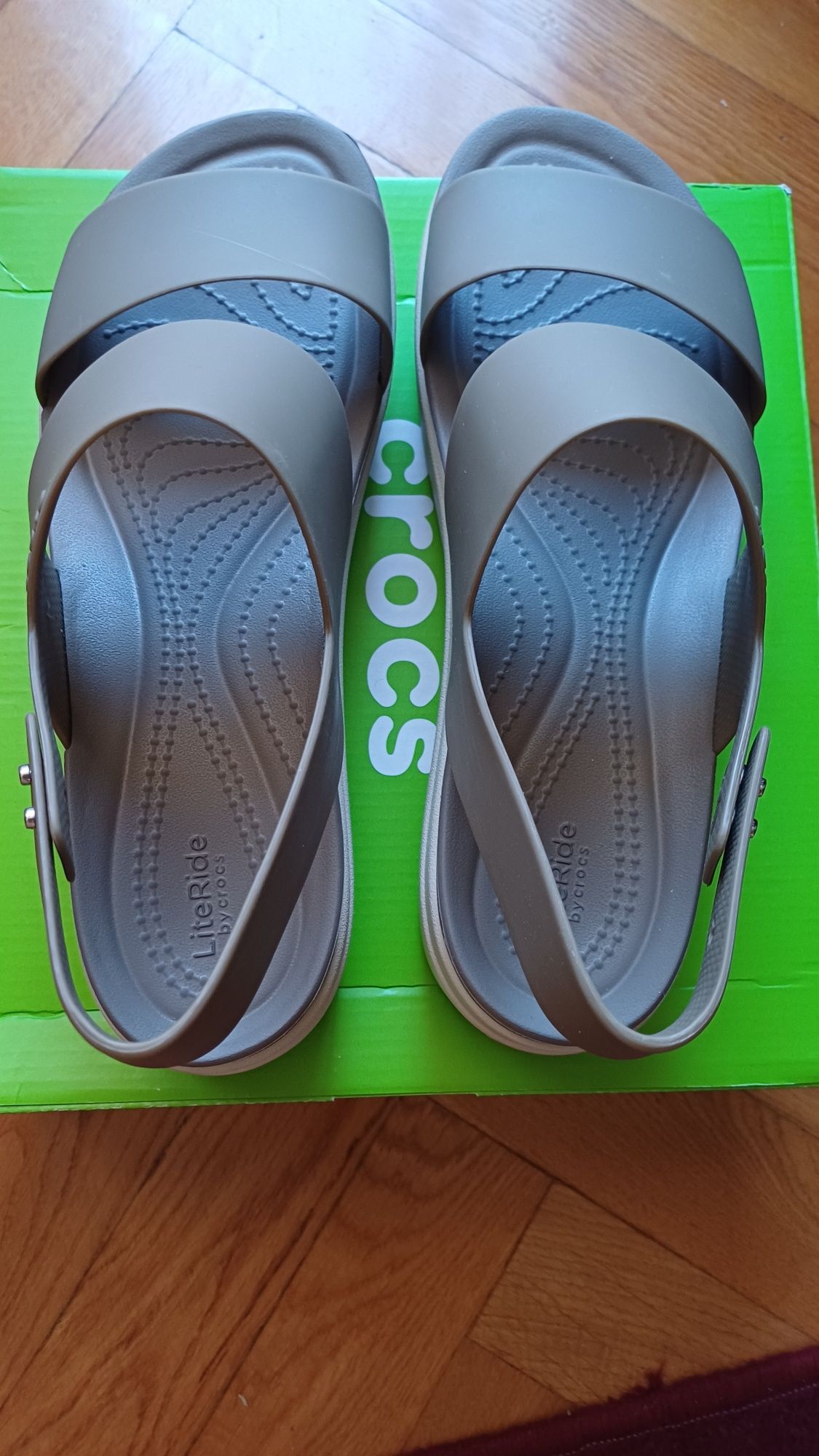 Crocs Sandały damskie rozmiar 38-39
