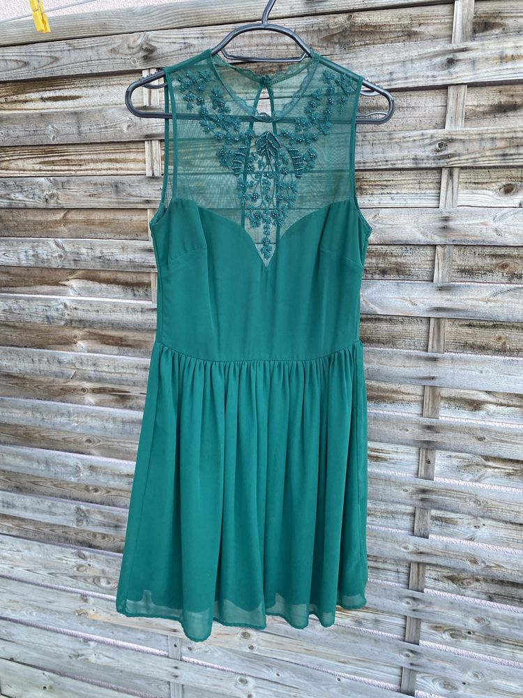 Vestido Verde com renda Zara (Muito bom estado)
