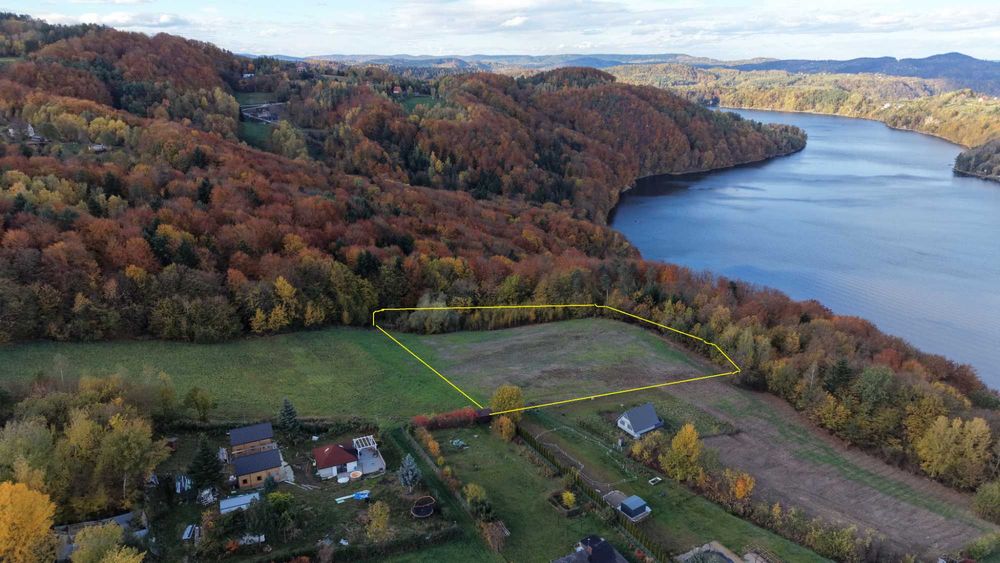 Atrakcyjna działka nad jeziorem Rożnowskim