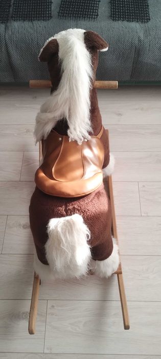 Duży koń na biegunach 4-8 lat Okazja!