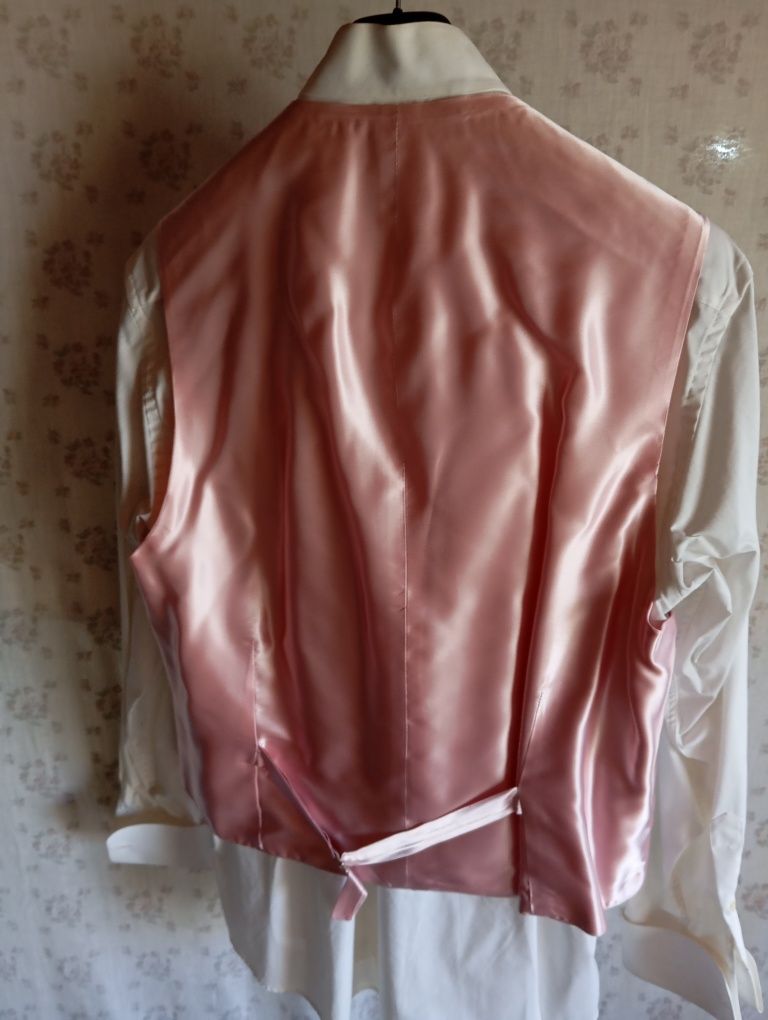 Fato completo de marca e cacasos L e XL
