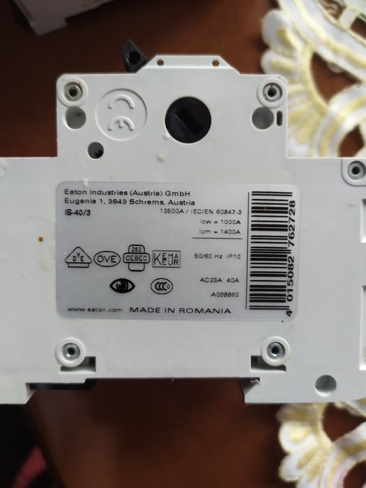 Выключатель нагрузки Moeller/EATON IS-40/3