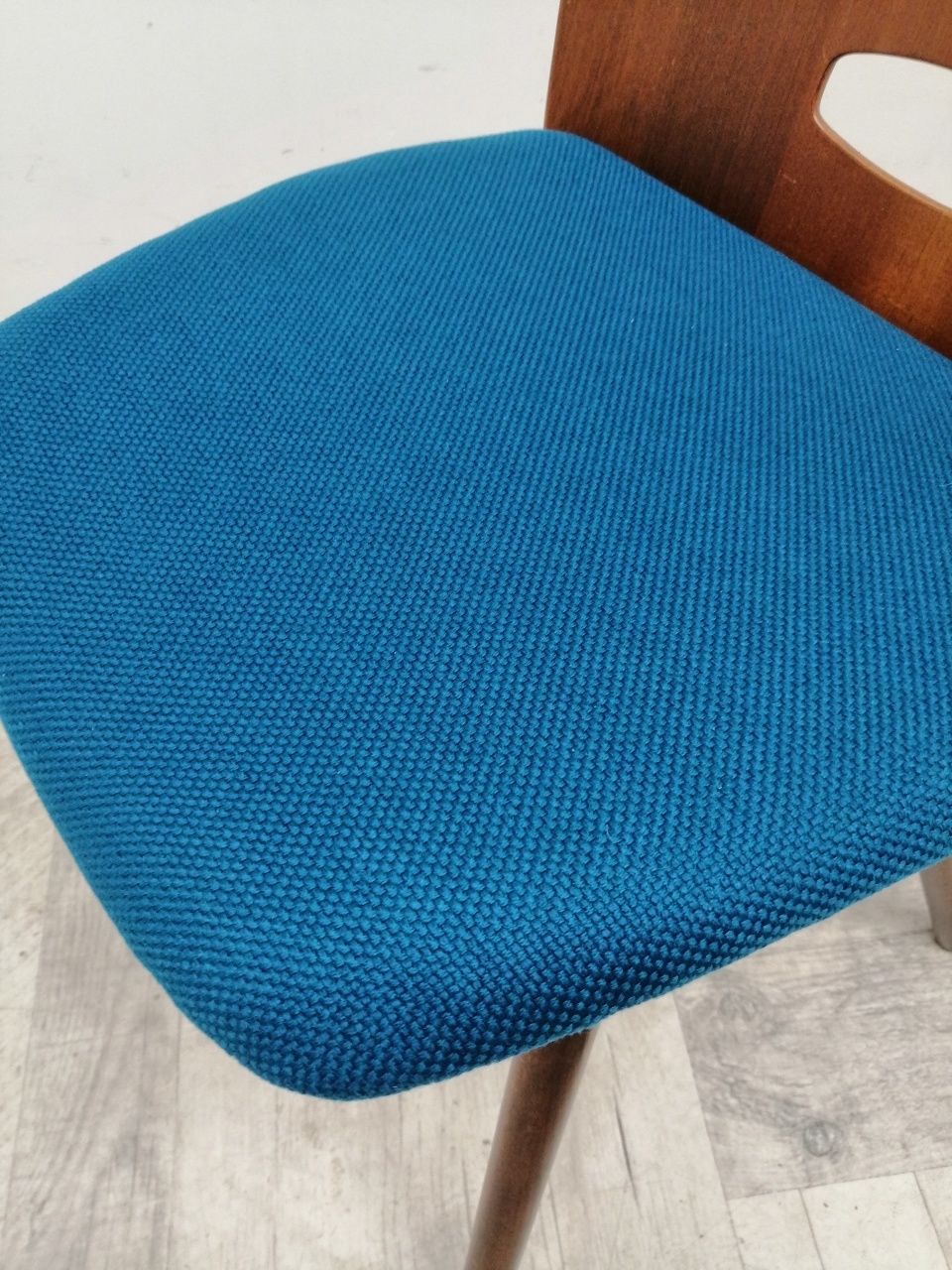 krzesło krzesła Tatra Nabytok Frantisek Jirak lata 60-te design salonu