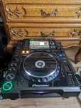 Pionnier CDJ 2000.