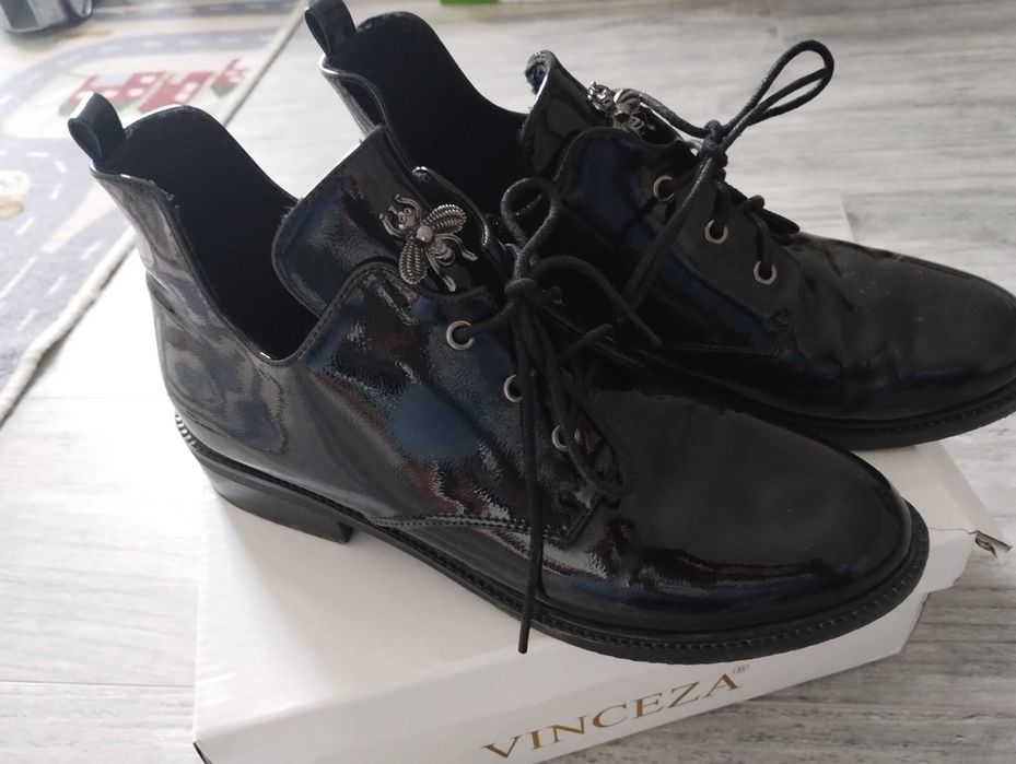 Zestaw butów r.39+kurtki+ torebka