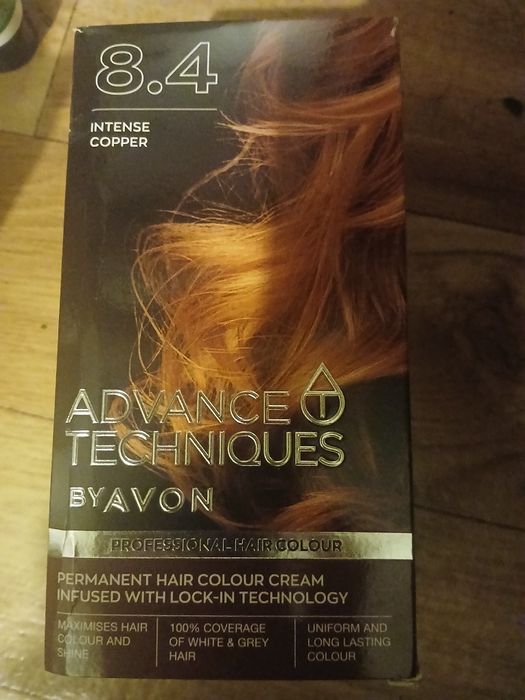 Farba do wlosow avon 8.4
