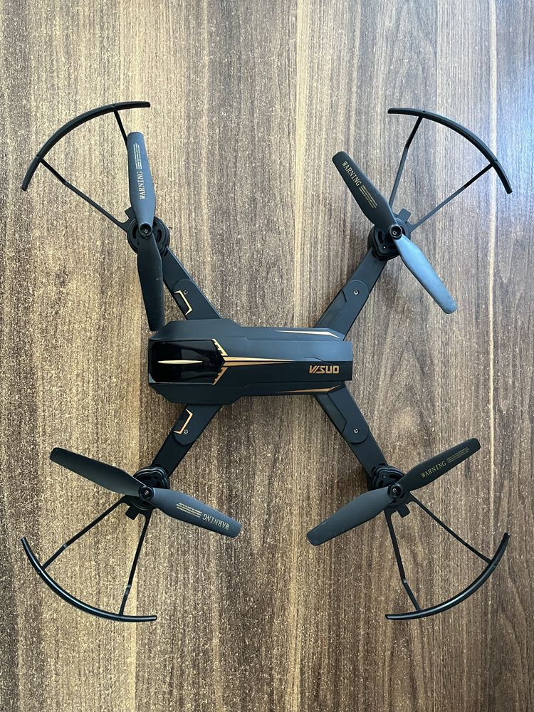 Квадрокоптер Visuo XS812