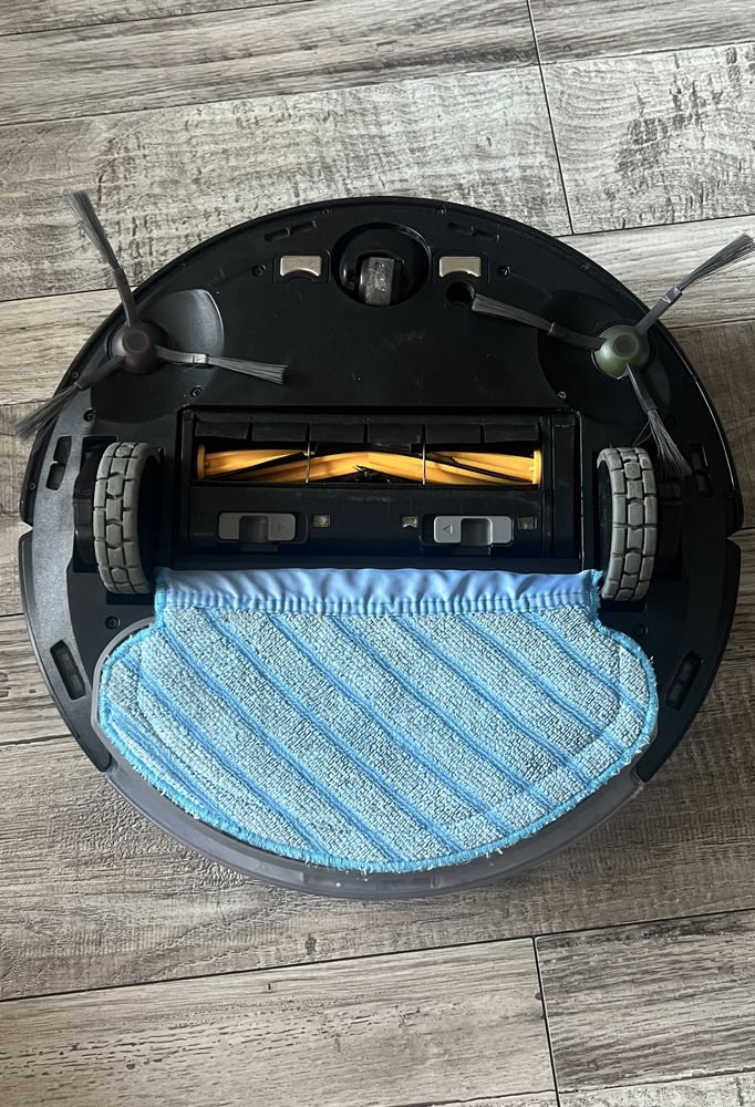Робот пылесос Ecovacs Deebot ozmo 950