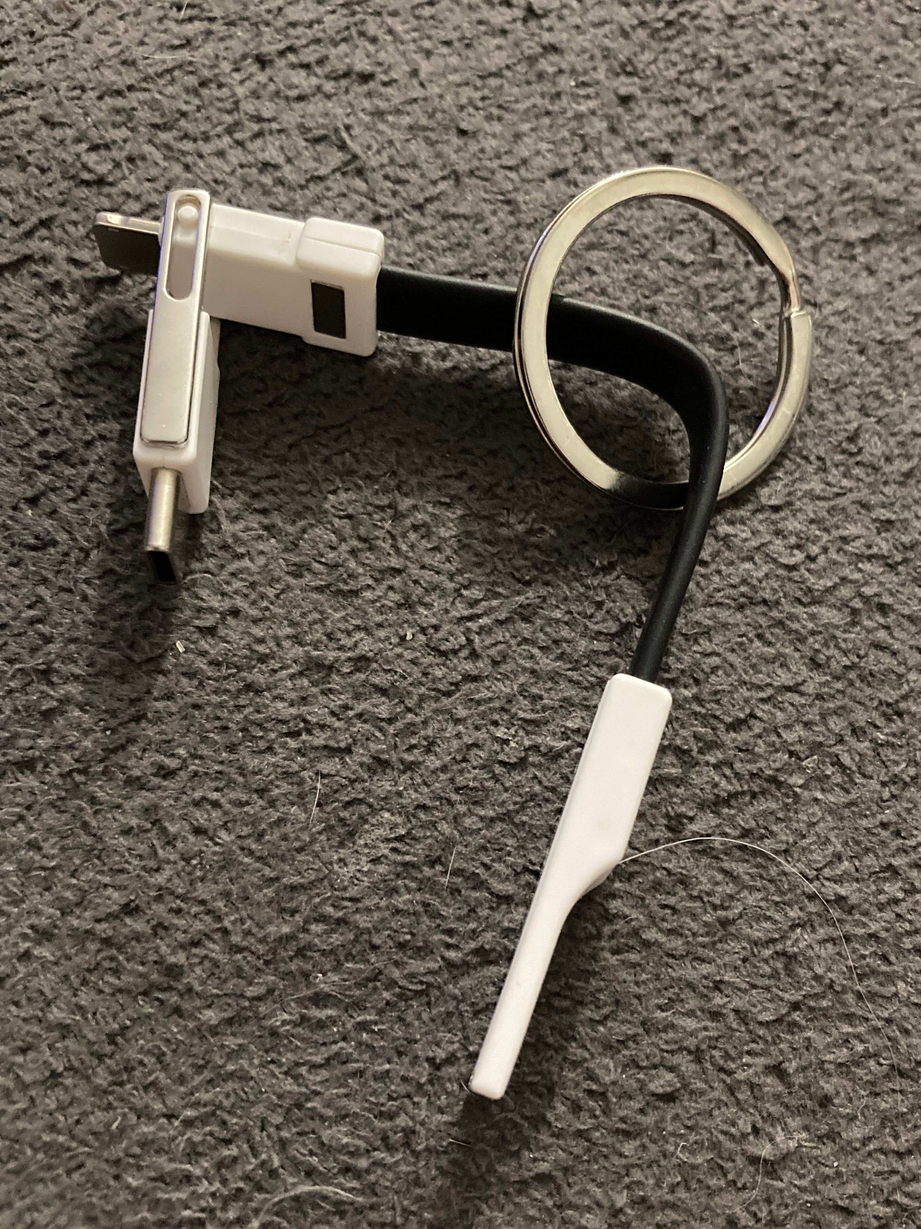 Breloczek do kluczy kabel 3w1 micro USB iPhone typ-c